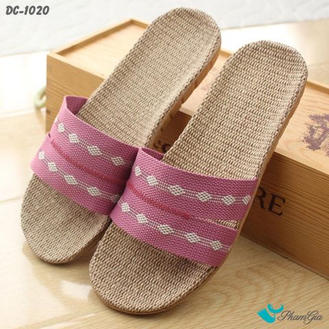 Góc Nghiêng Dép Cói Thổ Cẩm Quai Ngang Màu Hồng Ruốc