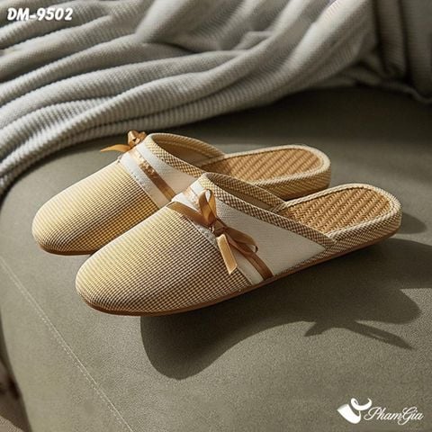 Dép Mây Bít Mũi Cao Cấp Họa Tiết Caro Phối Nơ Màu Vàng Đất