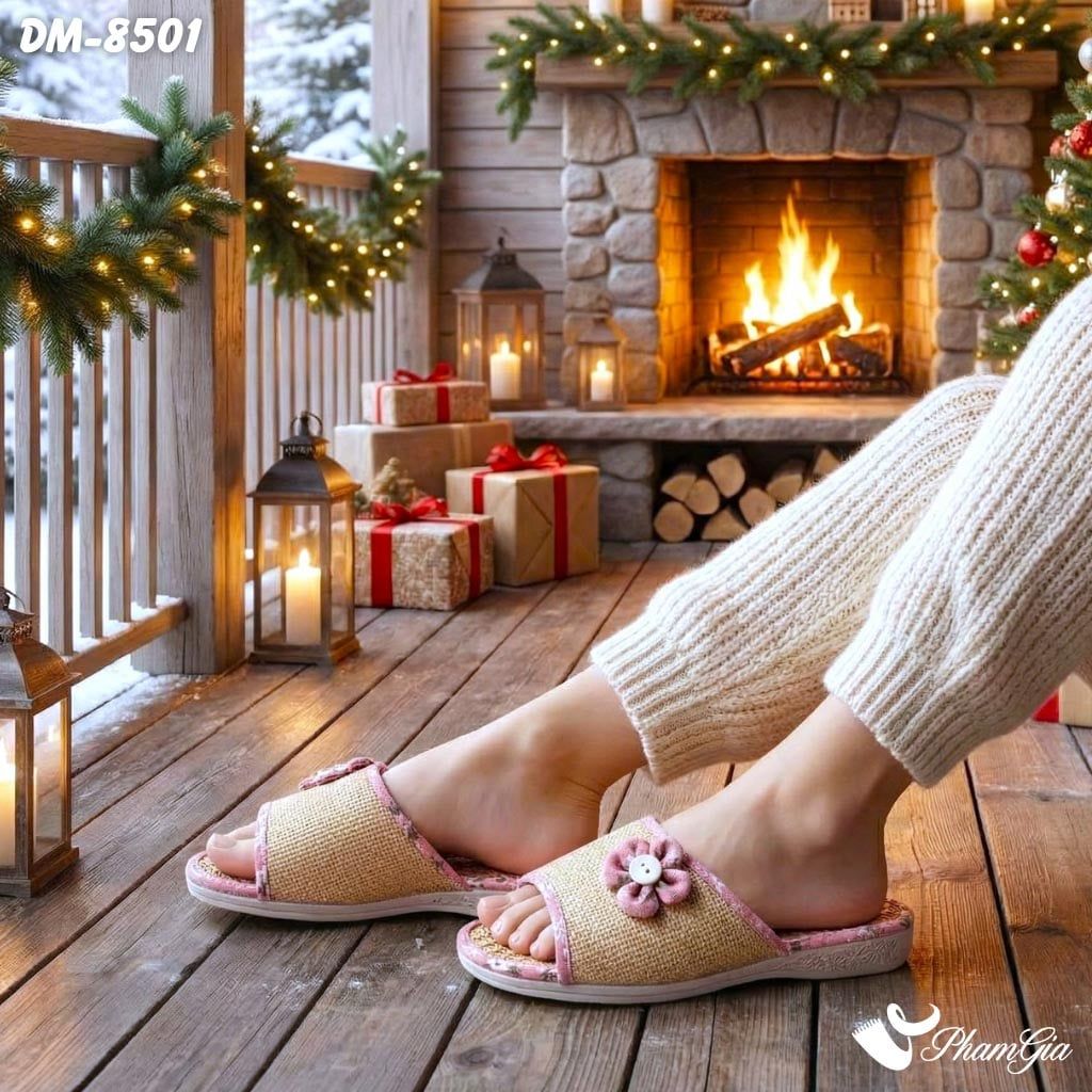 Dép Mây Quai Ngang Cao Cấp Đính Hoa Màu Hồng Ruốc (DM8501)