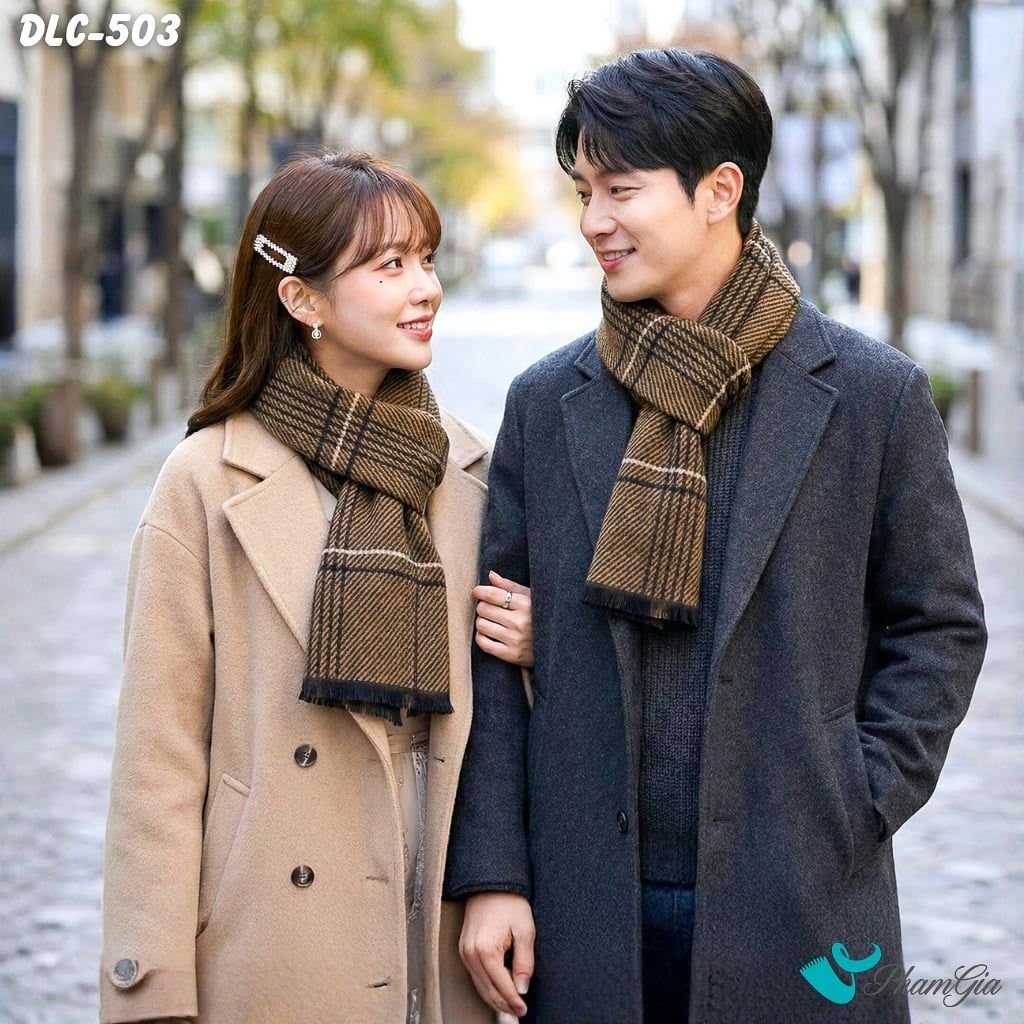 Khăn Choàng Dạ Lông Cừu Cao Cấp Họa Tiết Caro Phối Sọc Màu Nâu Lịch Lãm Cho Nam (DLC503)