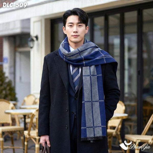 Khăn Choàng Dạ Lông Cừu Họa Tiết Caro Màu Xanh Than Lịch Lãm Cho Nam (DLC509)