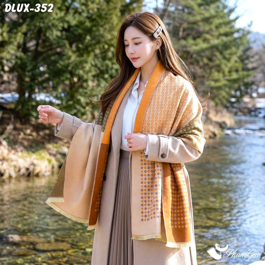 Khăn Choàng Dạ Cashmere Cao Cấp Họa Tiết Mosaic Màu Beige Sang Trọng (DLUX352)