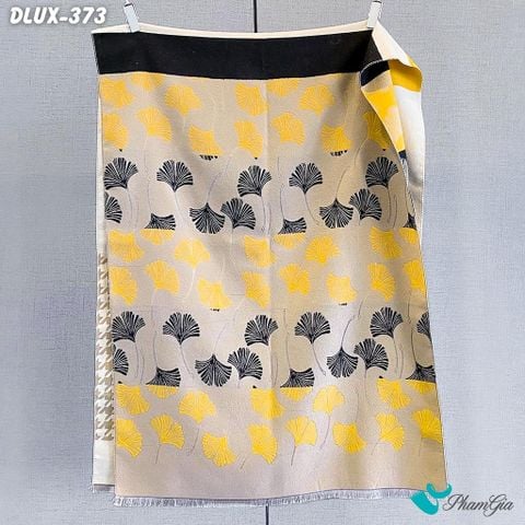 Khăn Choàng Dạ Cashmere Cao Cấp Họa Tiết Lá Rẻ Quạt Màu Beige (DLUX373)