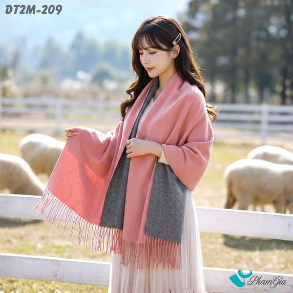 Khăn Choàng Dạ Cashmere Trơn 2 Mặt Phiên Bản Mới Phối Màu Xám Ghi - Hồng San Hô Trẻ Trung (DT2M209)