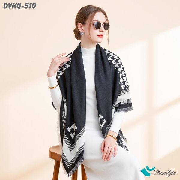 Khăn Choàng Dạ Cashmere Vuông Phong Cách Hàn Quốc Phiên Bản Mới Họa Tiết Nanh Sói Trắng Đen (DVHQ510)