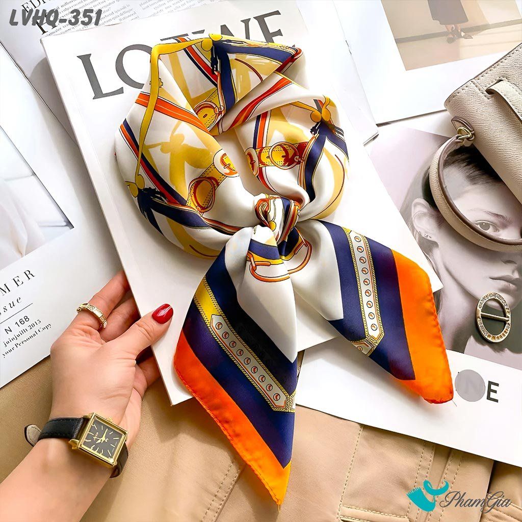 Khăn Lụa Vuông 70*70cm Phong Cách Hàn Quốc Họa Tiết Retro Phối Màu Xanh Navy - Cam