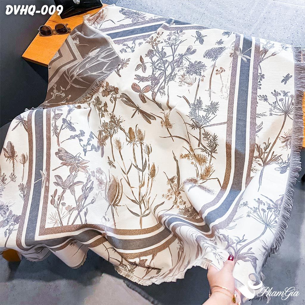 Khăn Choàng Dạ Cashmere Vuông Phong Cách Hàn Quốc Cao Cấp Họa Tiết Botanical Cổ Điển Màu Beige (DVHQ009)