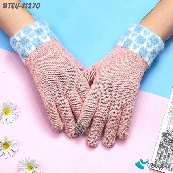 Găng Tay Len Cảm Ứng Giữ Ấm Họa Tiết Caro Trái Tim Màu Hồng (BTCU11270)