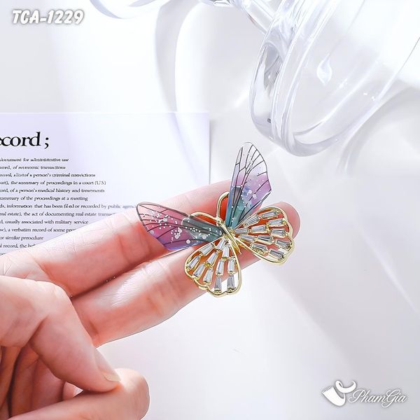 Ghim Cài Áo Bướm Xanh Đính Đá Tinh Tế Màu Tím (TCA1229)