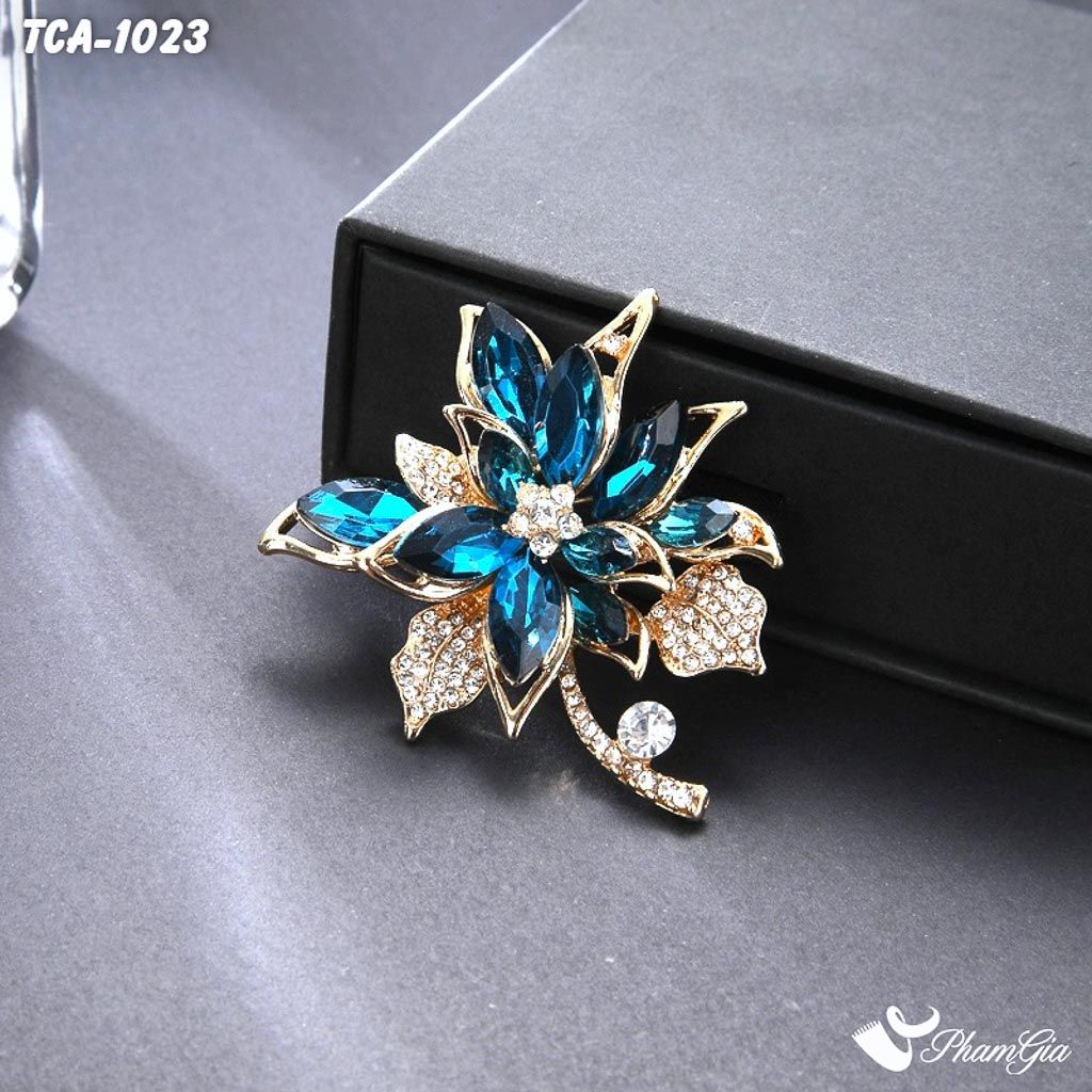 Ghim Cài Áo Lá Hồng Ngọc Đính Đá Pha Lê Xanh Lấp Lánh (TCA1476)