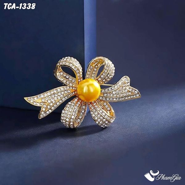 Ghim Cài Áo Ruy Băng Nơ Vàng Đính Đá Thanh Lịch (TCA1338)