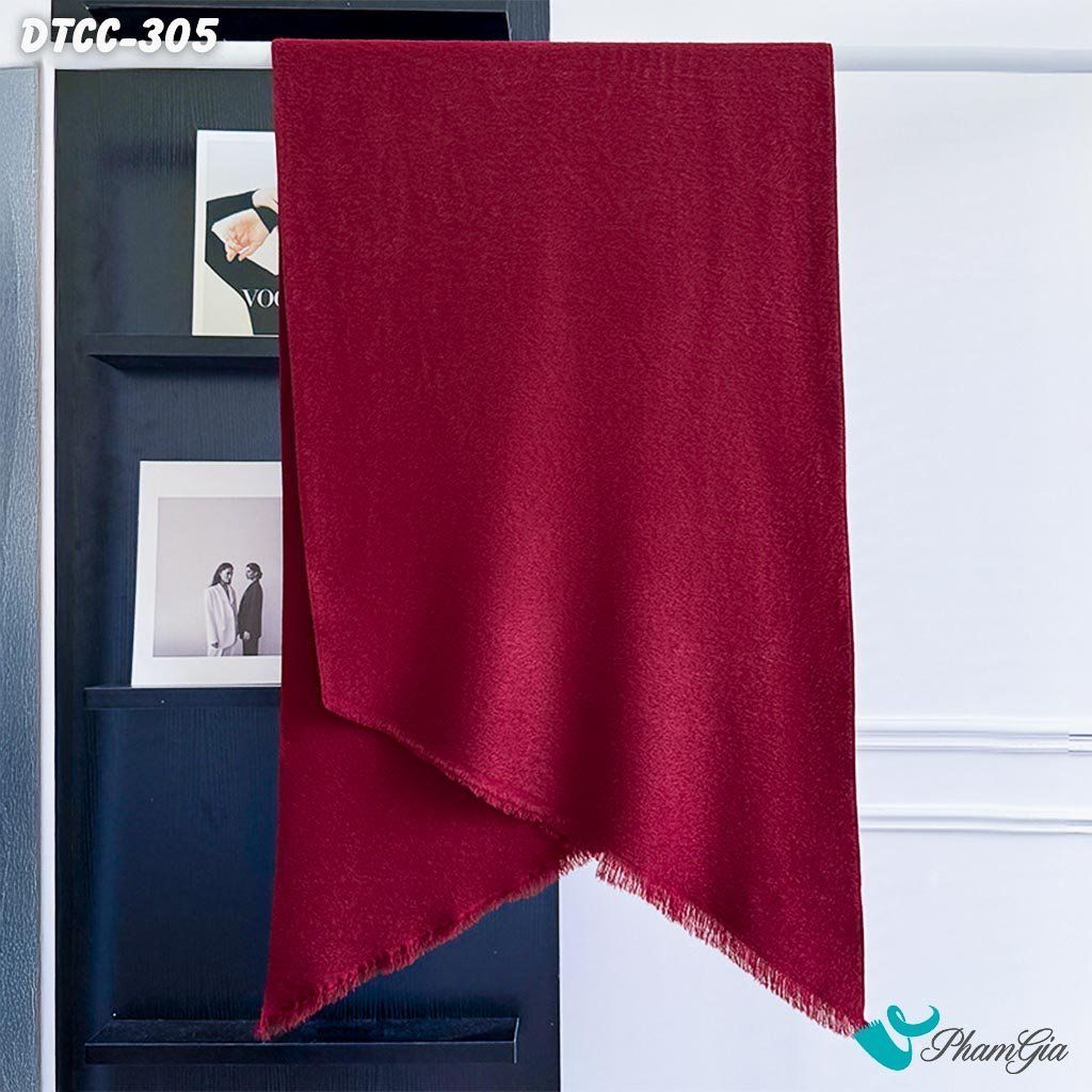 Khăn Choàng Dạ Cashmere Đơn Sắc Phối Lông Vạt Xéo Cao Cấp Màu Đỏ Đô (DTCC305)