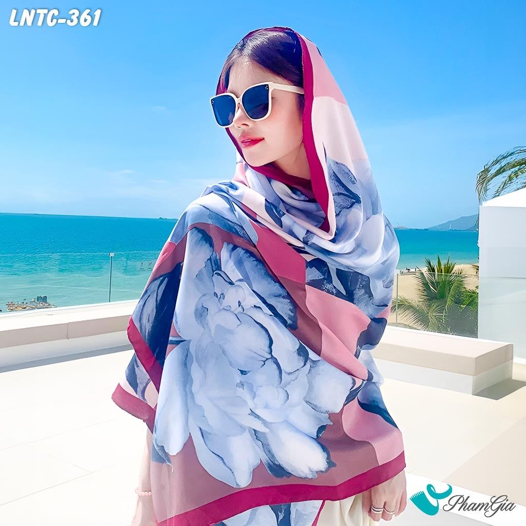 Góc Nghiêng Khăn Choàng Linen Boho Họa Tiết Thổ Cẩm Phối Hoa Màu Xám Thanh Lịch