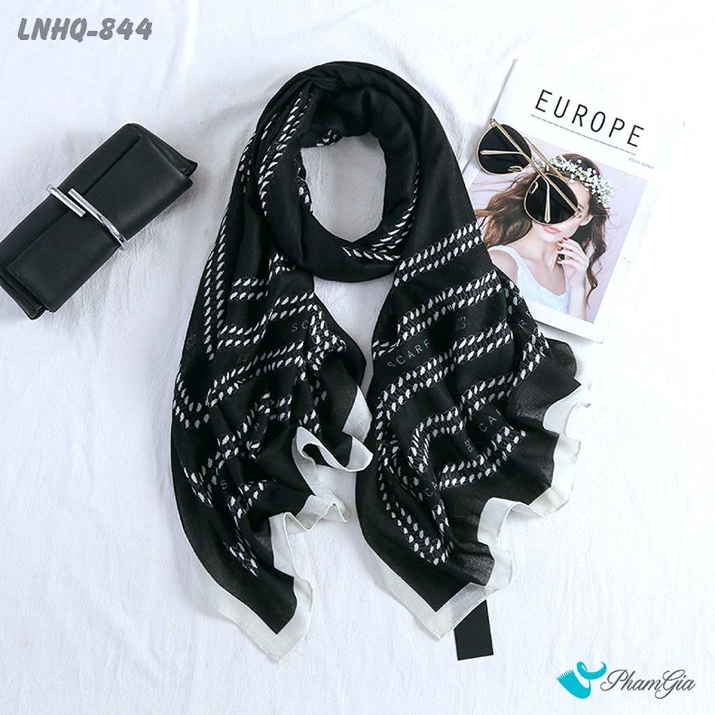 Góc Trên Khăn Choàng Linen Phong Cách Hàn Quốc Màu Đen Viền Trắng Thanh Lịch