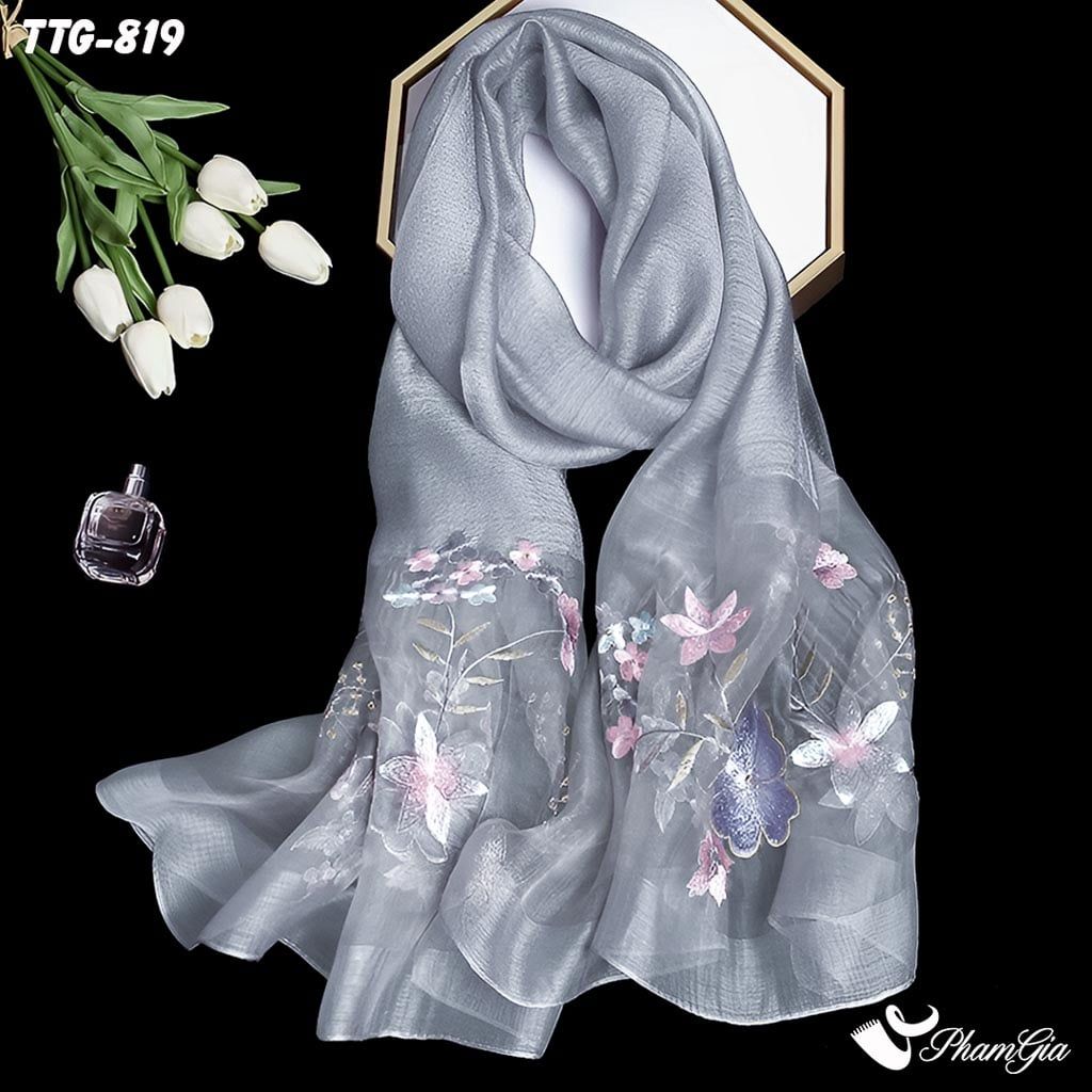 Khăn Choàng Tơ Tằm Gân Cao Cấp Thêu Hoa Mai Màu Xám Khói Sang Trọng