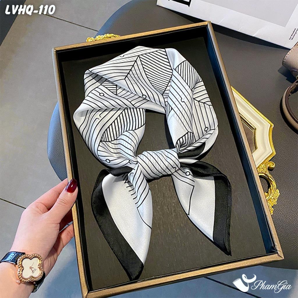 Khăn Lụa Vuông 70*70Cm Phong Cách Hàn Quốc Họa Tiết Kẻ Sọc Tối Giản (LVHQ110)