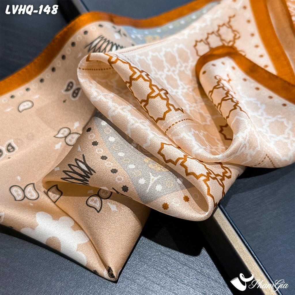 Khăn Lụa Vuông 70*70Cm Phong Cách Hàn Quốc Họa Tiết Paisley Màu Nâu (LVHQ148)