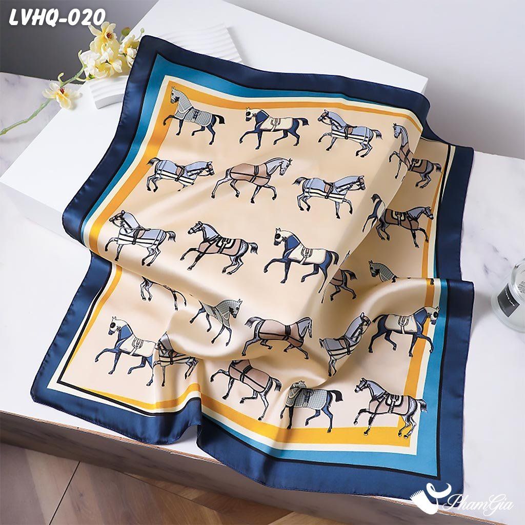 Khăn Lụa Vuông 70*70Cm Phong Cách Hàn Quốc Họa Tiết Ngựa Kỵ Sĩ Viền Xanh (LVHQ020)