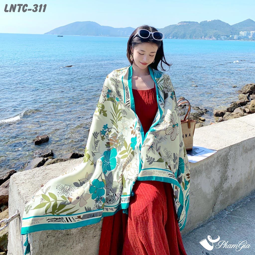 Khăn Choàng Linen Boho Họa Tiết Hoa Lá Nhiệt Đới Màu Vàng Kem Phối Xanh Ngọc Nhẹ Nhàng