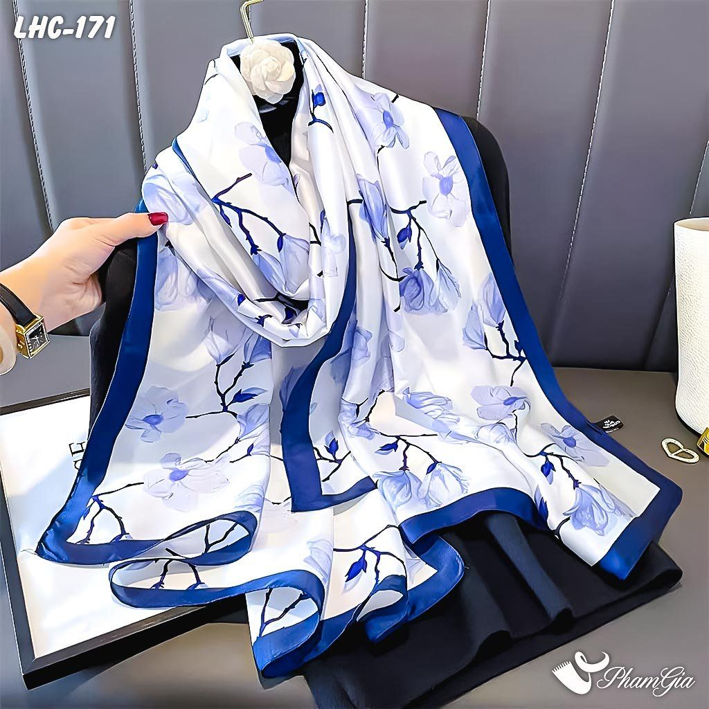 Khăn Choàng Lụa Hàng Châu Màu Trắng Xanh Họa Tiết Hoa Mộc Lan Thanh Lịch