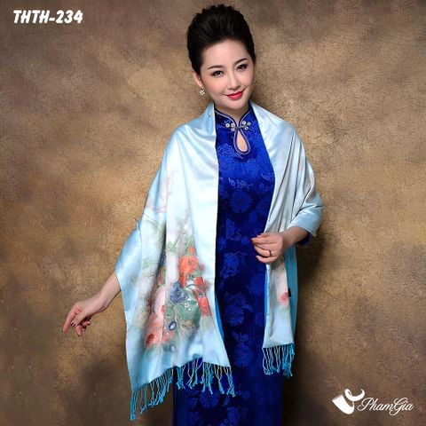 Người Mẫu Choàng Khăn Choàng Tằm Hoa Thượng Hải 2 Lớp Cao Cấp Họa Tiết Hoa Hồng Màu Xanh Baby Thanh Lịch