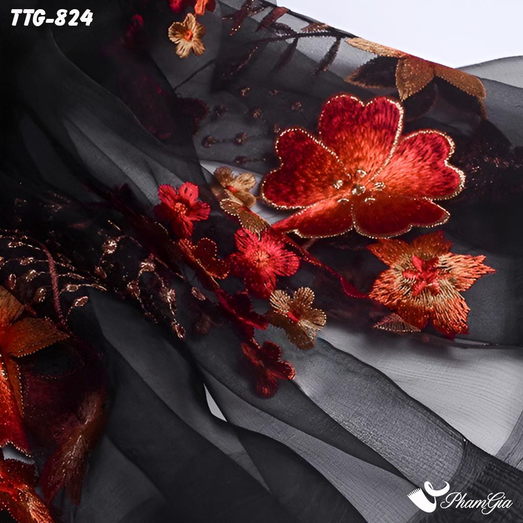 Cận Cảnh Khăn Choàng Tơ Tằm Gân Cao Cấp Thêu Hoa Mai Màu Đen Sang Trọng