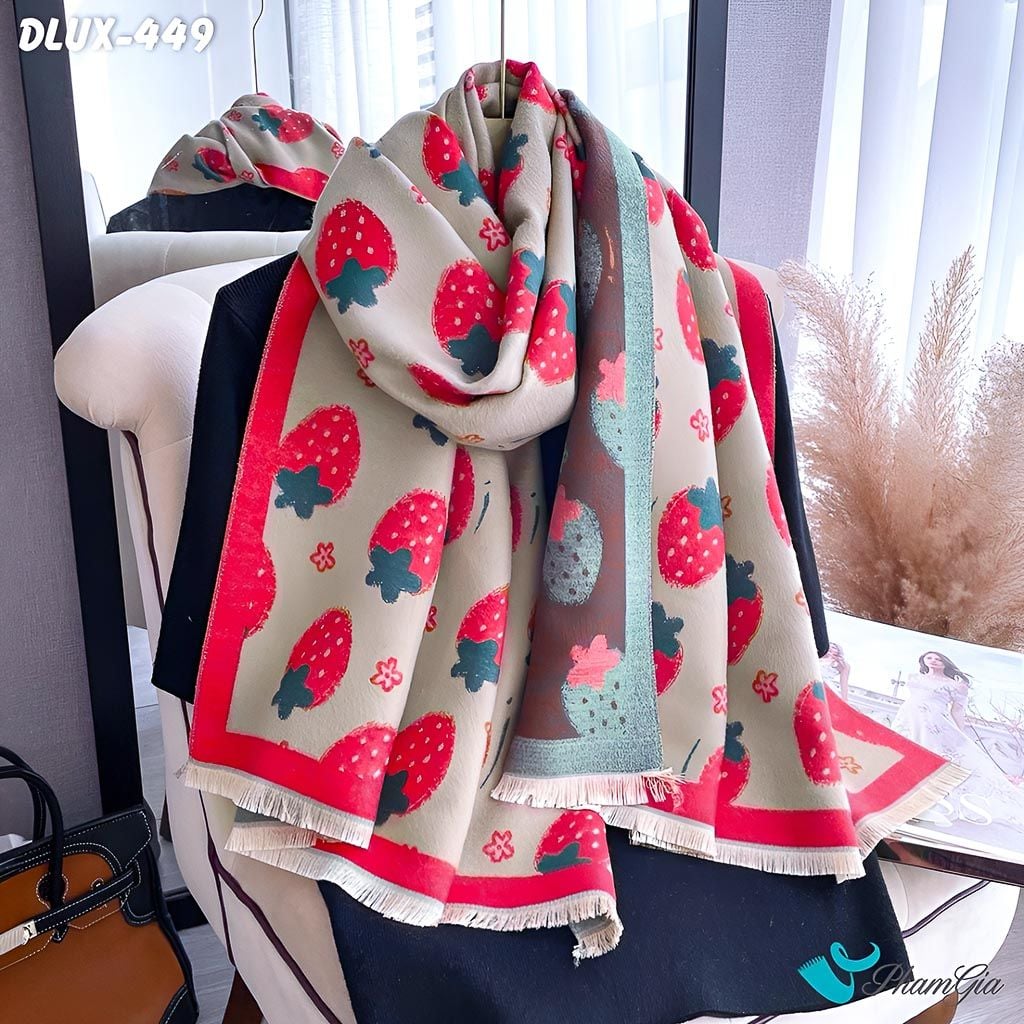 Nghiêng Phải Khăn Choàng Dạ Cashmere Cao Cấp Họa Tiết Dâu Tây Màu Đỏ Cá Tính
