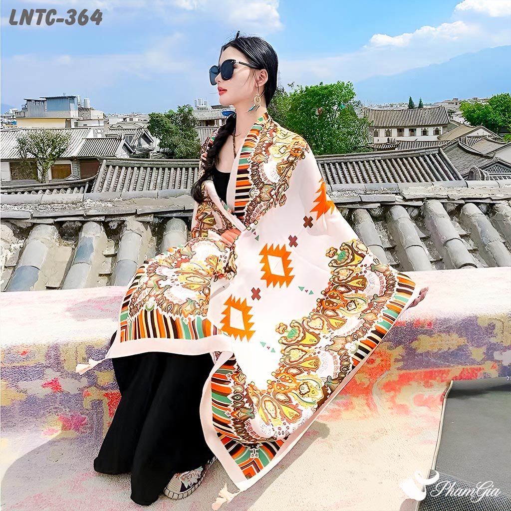 Khăn Choàng Linen Boho Họa Tiết Thổ Cẩm Màu Trắng Kem Cá Tính