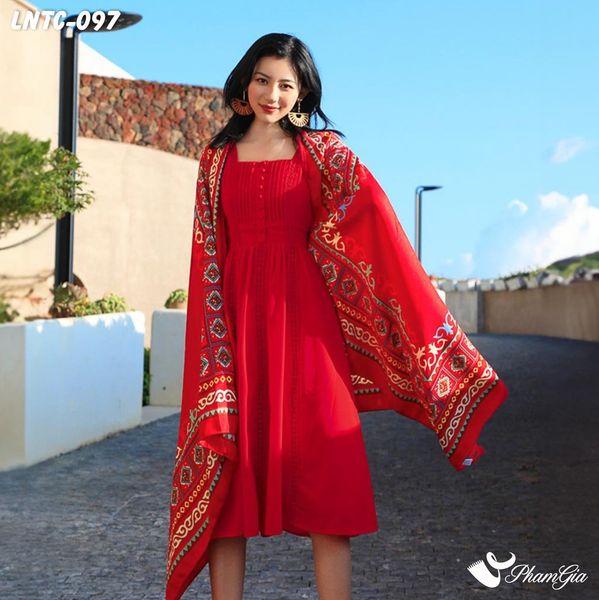 Khăn Choàng Linen Boho Họa Tiết Thổ Cẩm Tribal Màu Đỏ Rực Rỡ (LNTC097)