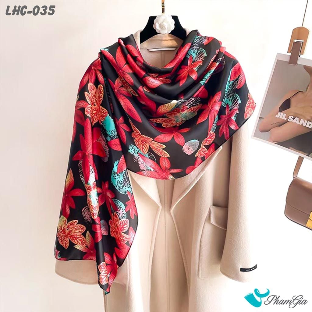 Góc Thẳng Khăn Choàng Lụa Hàng Châu Màu Đen Họa Tiết Lá Phong Đỏ Trang Nhã