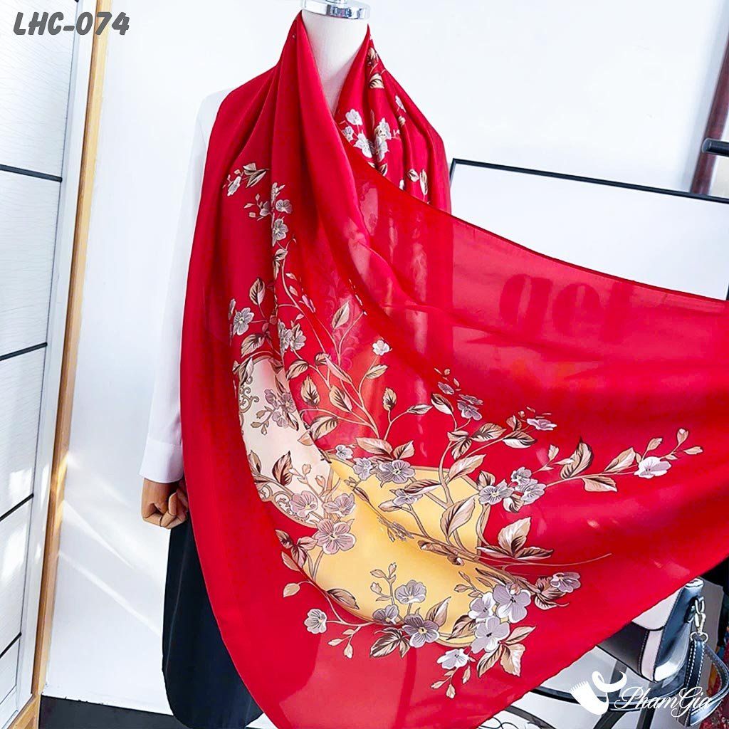Khăn Choàng Lụa Hàng Châu Màu Đỏ Họa Tiết Hoa Dây Leo Rực Rỡ (LHC074)