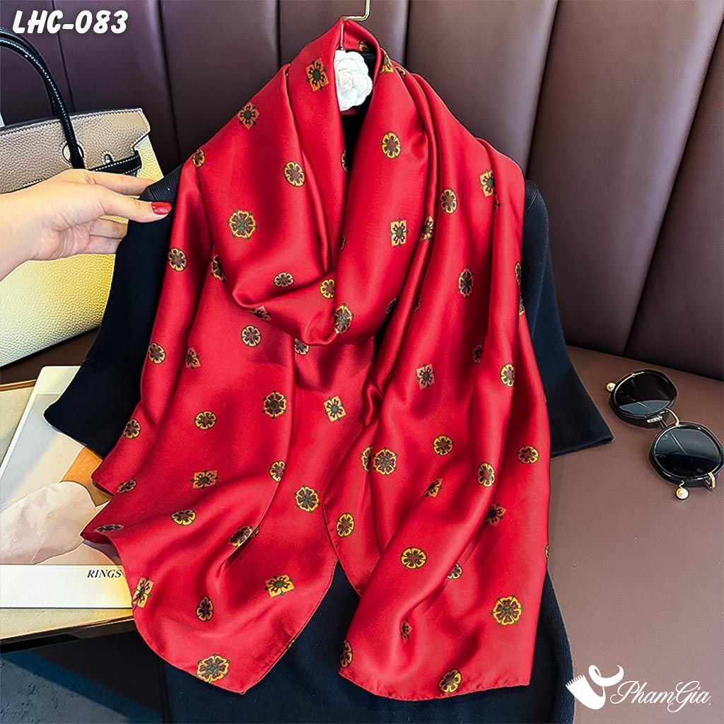 Khăn Choàng Lụa Hàng Châu Màu Đỏ Họa Tiết Hoa Nhí Cổ Điển (LHC083)