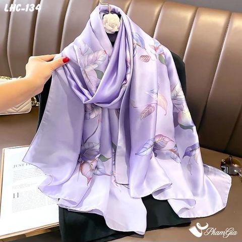 Khăn Choàng Lụa Hàng Châu Màu Tím Lilac Họa Tiết Lá Bay Bổng