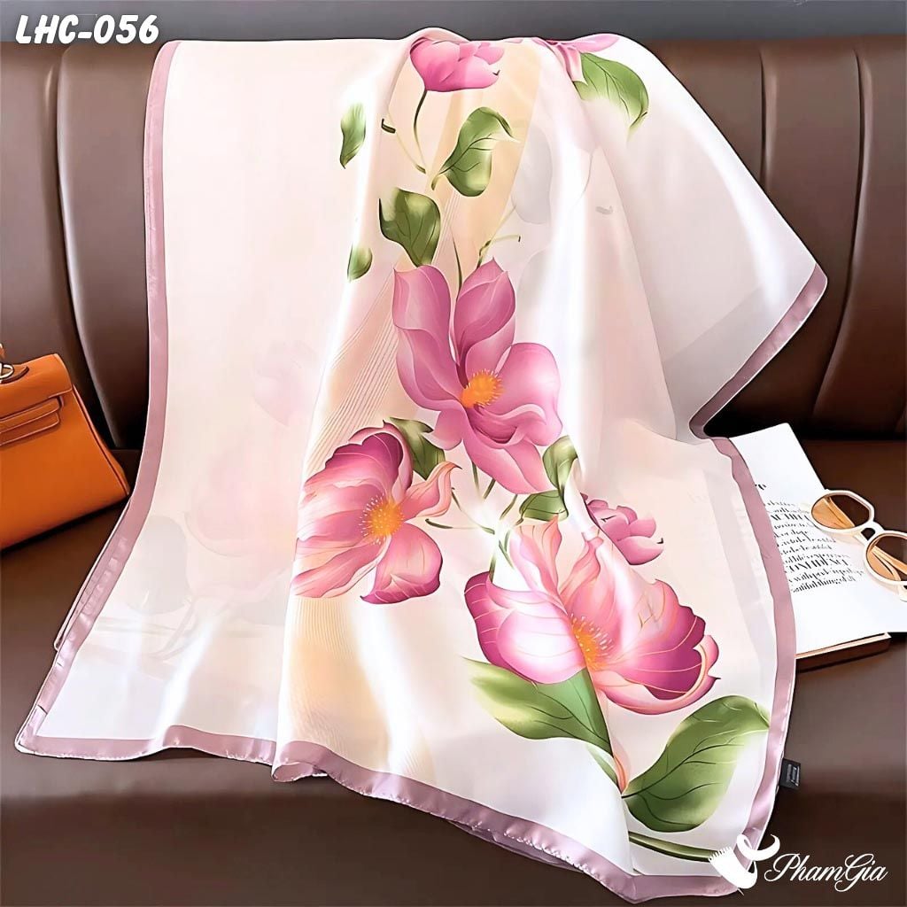 Khăn Choàng Lụa Hàng Châu Màu Tím Nhạt Họa Tiết Hoa Lily Trang Nhã (LHC056)