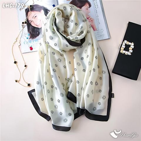 Khăn Choàng Lụa Hàng Châu Màu Trắng Đen Họa Tiết Hoa Trà Tối Giản