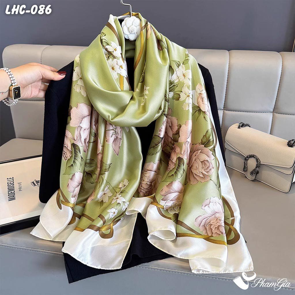 Khăn Choàng Lụa Hàng Châu Màu Xanh Rêu Họa Tiết Hoa Hồng Quý Phái (LHC086)