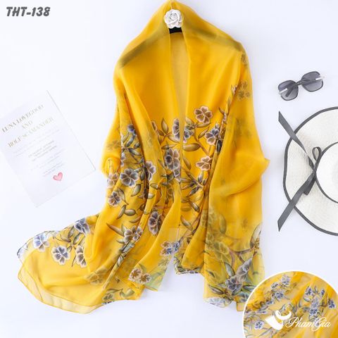 Góc Trên Khăn Choàng Tằm Họa Tiết Hoa Anh Đào Màu Vàng Nghệ Quý Phái