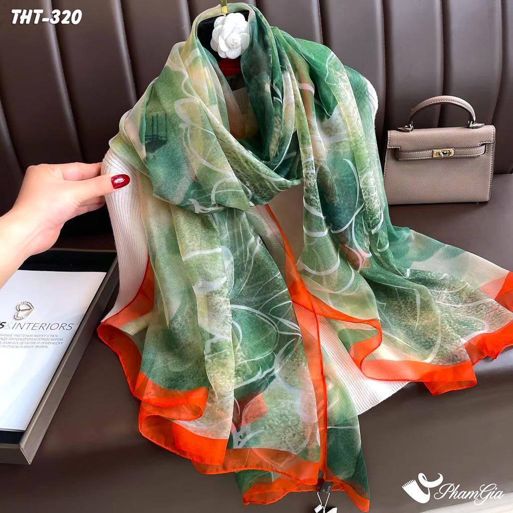 Khăn Choàng Tằm Họa Tiết Hoa Mẫu Đơn Màu Xanh Rêu Trang Nhã