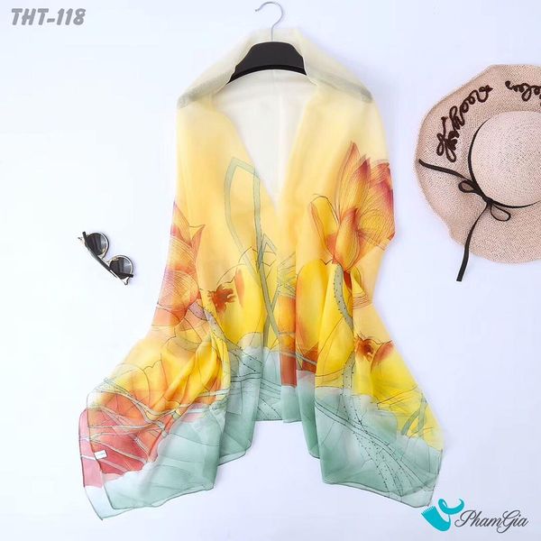 Khăn Choàng Tằm Họa Tiết Hoa Sen Màu Vàng Trang Nhã (THT118)