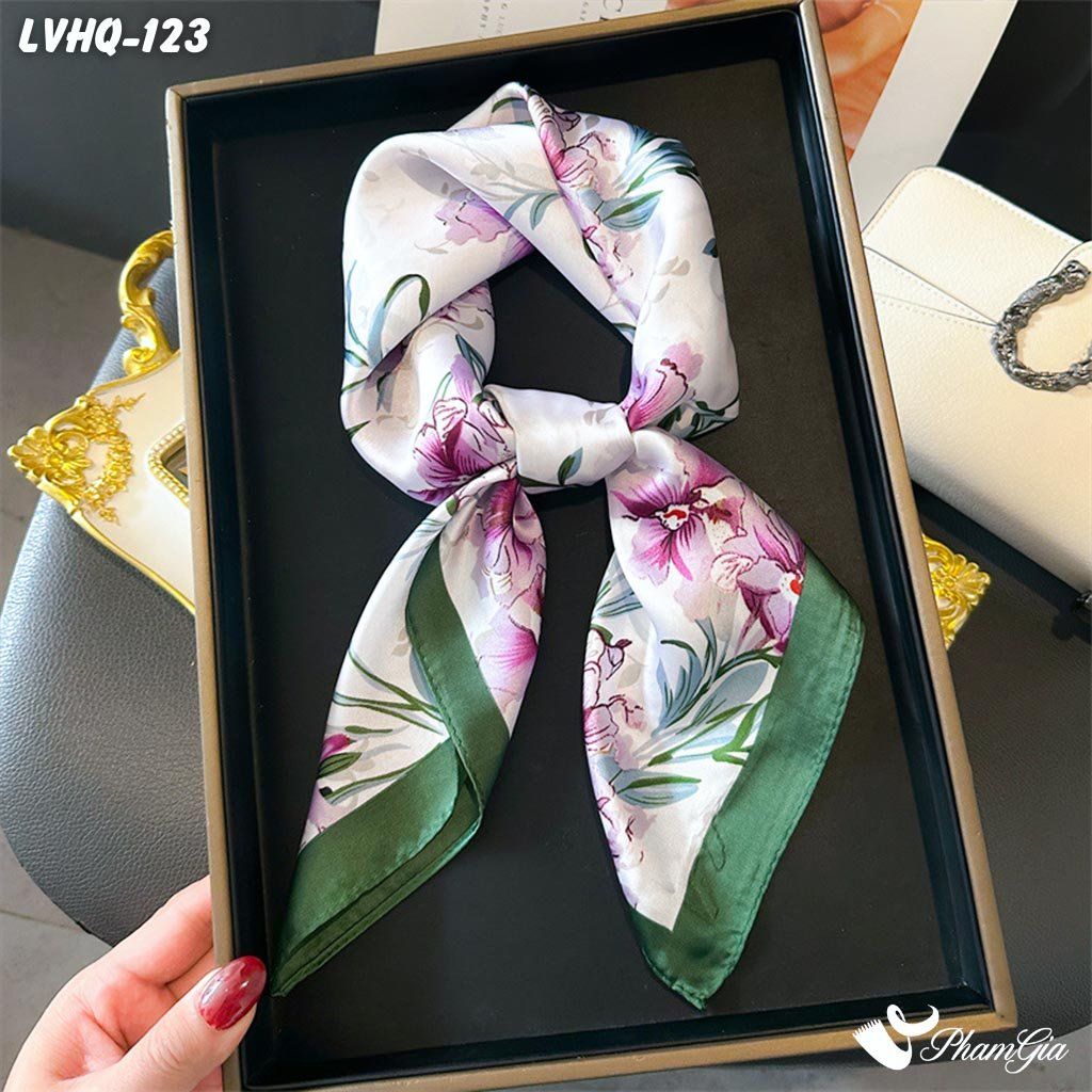 Khăn Lụa Vuông 70*70Cm Phong Cách Hàn Quốc Họa Tiết Hoa Lily Tím (LVHQ123)