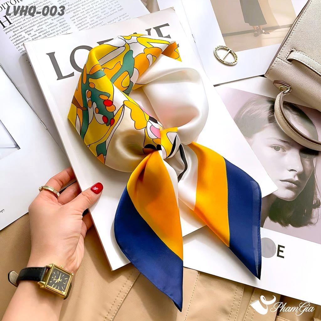 Khăn Lụa Vuông 70*70cm Phong Cách Hàn Quốc Họa Tiết Cô Gái Màu Cam