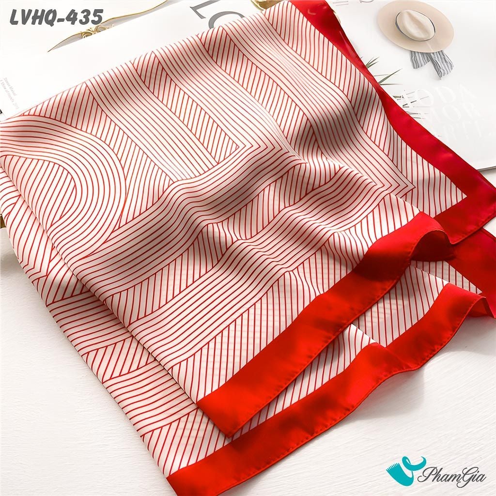 Cận Cảnh Khăn Lụa Vuông 70*70cm Phong Cách Hàn Quốc Họa Tiết Kẻ Sọc Màu Đỏ