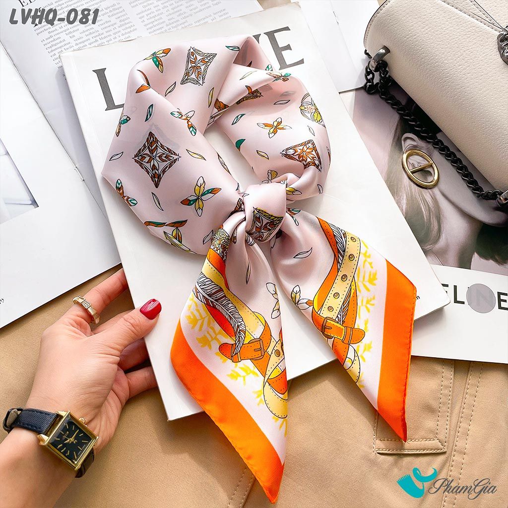 Khăn Lụa Vuông 70*70Cm Phong Cách Hàn Quốc Họa Tiết Monogram Viền Cam (LVHQ081)