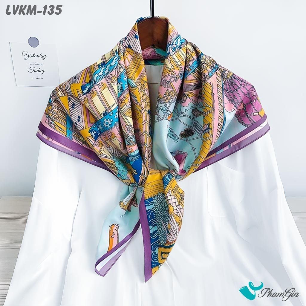 Khăn Lụa Vuông 90*90Cm Họa Tiết La Mã Cổ Điển Viền Tím (LVKM135)