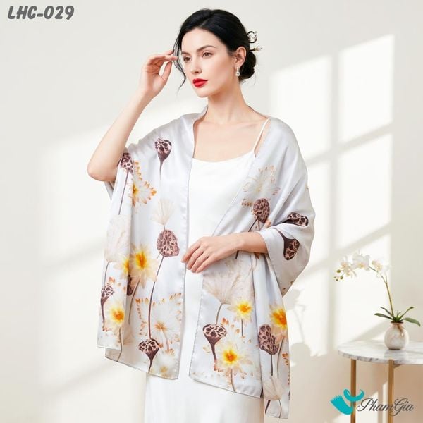 Khăn Choàng Lụa Hương Châu Màu Xanh Baby Ngọc Họa Tiết Đài Sen Tinh Tế (LHC029)