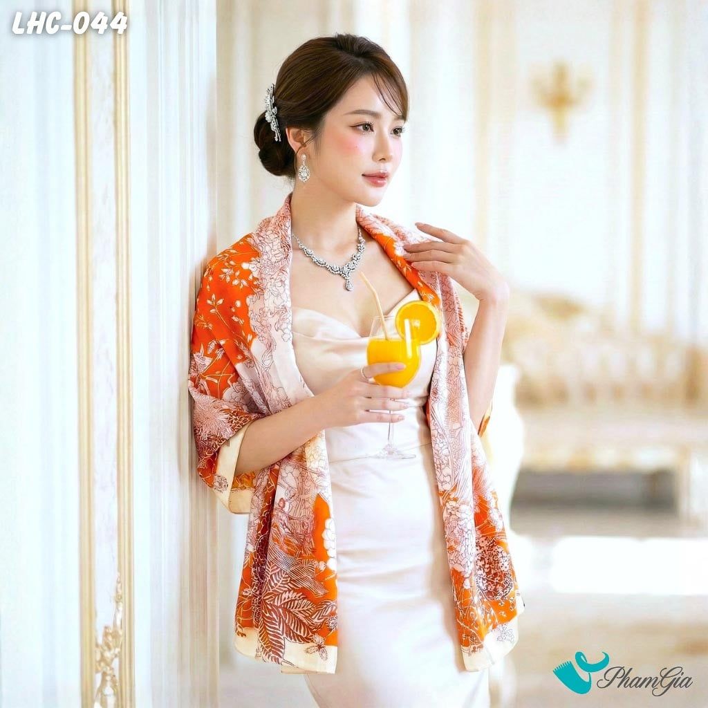 Khăn Choàng Lụa Hàng Châu Họa Tiết Hoa Dây Leo Nền Cam Nổi Bật (LHC044)