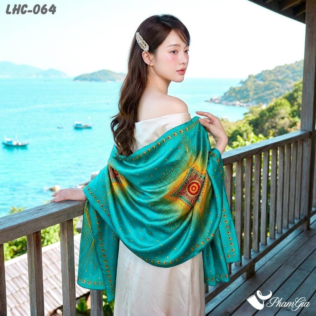 Khăn Choàng Lụa Hàng Châu Họa Tiết Đương Đại Màu Xanh Ngọc Sang Trọng (LHC064)