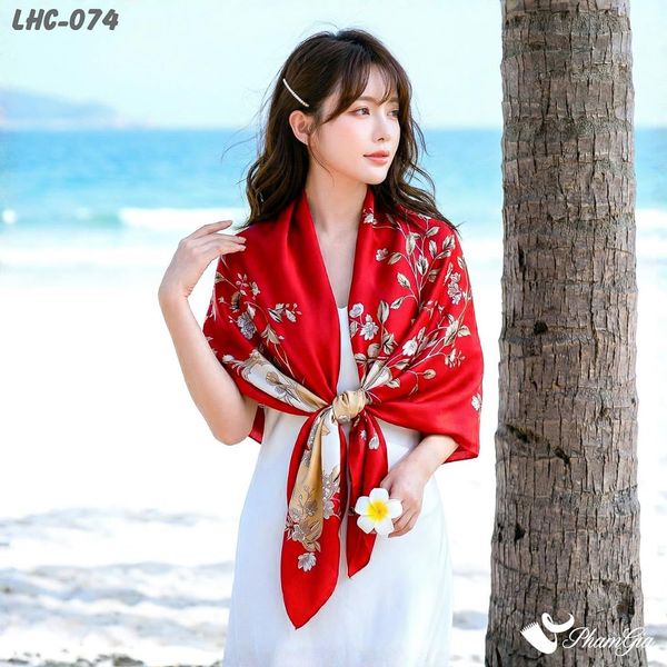 Khăn Choàng Lụa Hàng Châu Màu Đỏ Họa Tiết Hoa Dây Leo Rực Rỡ (LHC074)