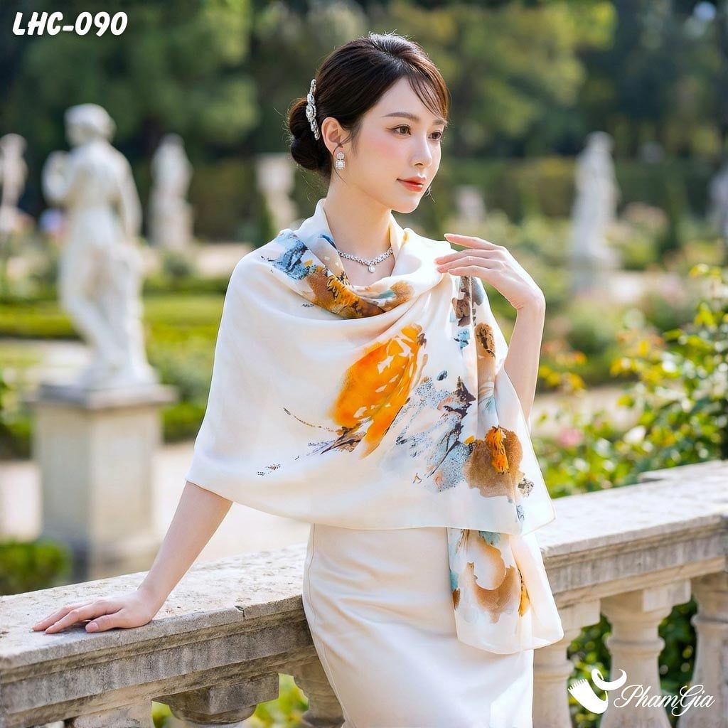 Khăn Lụa Hàng Châu Họa Tiết Hoa Lá Phong Cách Màu Nước Tinh Tế (LHC090)