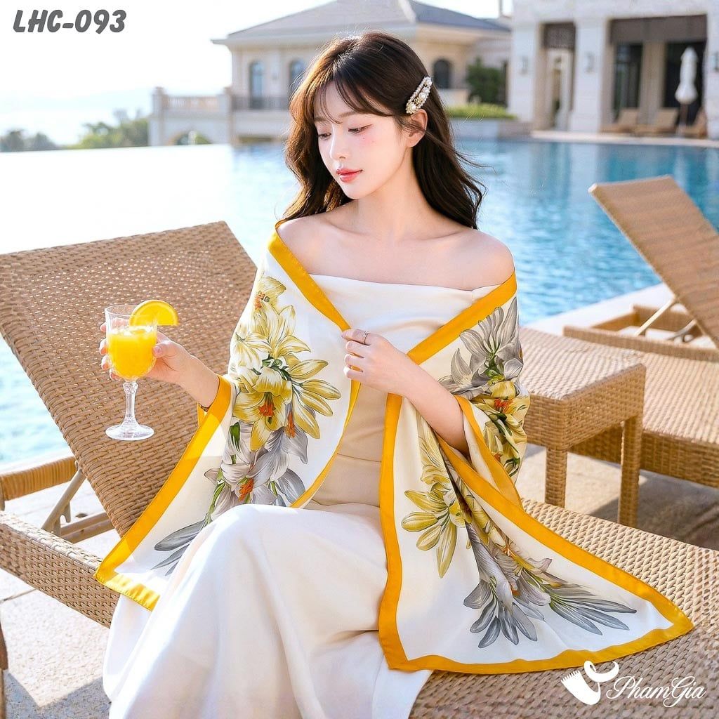 Khăn Choàng Lụa Hàng Châu Họa Tiết Hoa Lily Màu Vàng Trang Nhã (LHC093)